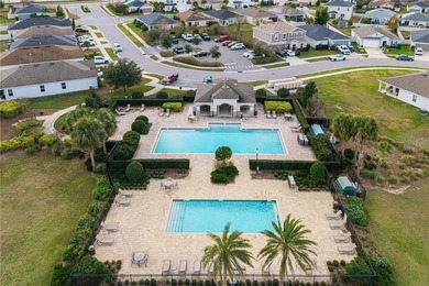 Spacious single-family home featuring 4 bedrooms and 2.5 - photo 46