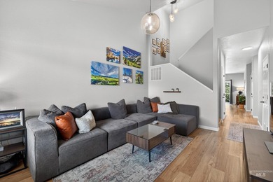 Don't miss your chance to own this fully renovated and - photo 3