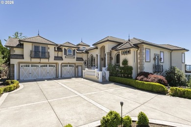 Big main house with Duplex below. Three homes on one tax lot - photo 2