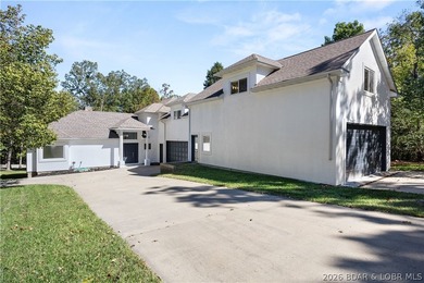 Experience unparalleled refinement in this exquisitely remodeled - photo 2