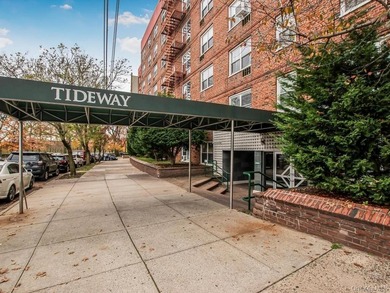 Welcome to this sun-filled, spacious one-bedroom corner co-op in - photo 1