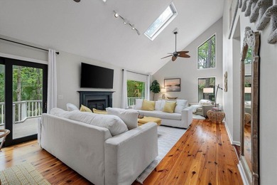 Nestled on the highly sought-after Kiawah Island, this 4-bedroom - photo 12