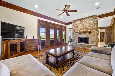 Magnificent upscale custom built estate with stack stone and - photo 22