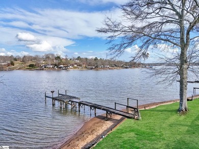 Lake Greenwood Home For Sale in Waterloo South Carolina