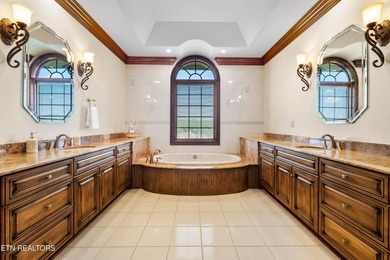 Magnificent upscale custom built estate with stack stone and - photo 31