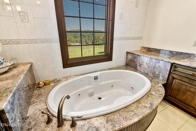 Magnificent upscale custom built estate with stack stone and - photo 32