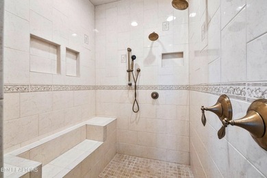 Magnificent upscale custom built estate with stack stone and - photo 33