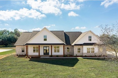 Lake Hide-A-Way Home For Sale in Carriere Mississippi