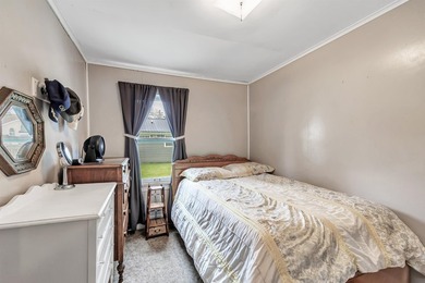 Two cabins offered together for one price, providing excellent - photo 11