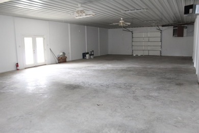 LOCATION LOCATION LOCATION Prime Commercial Opportunity - Approx - photo 12
