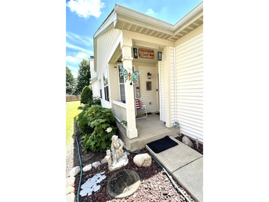 SELLER is MOTIVATED on this Stunning 3 bed 3 bath *Greenbriar* - photo 3
