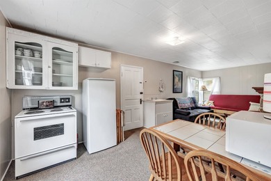 Two cabins offered together for one price, providing excellent - photo 18