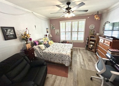 SELLER is MOTIVATED on this Stunning 3 bed 3 bath *Greenbriar* - photo 9