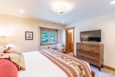 Live at the center of it all in the heart of Suncadia, where - photo 20