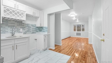 Fully renovated 2-family, 2007 brick-built house. Features 3 bed - photo 20