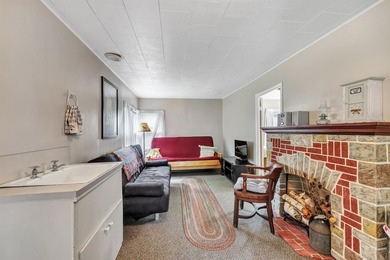 Two cabins offered together for one price, providing excellent - photo 20