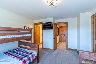 Live at the center of it all in the heart of Suncadia, where - photo 27