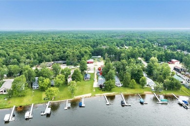 Two cabins offered together for one price, providing excellent - photo 41