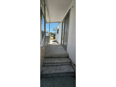 Immediate Occupancy available for this lovely 2bed 2 bath - photo 4