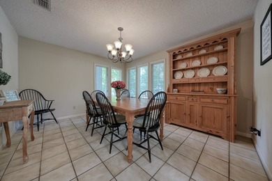 Welcome to your serene retreat in the beautiful, gated community - photo 15