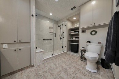 Welcome to your serene retreat in the beautiful, gated community - photo 27