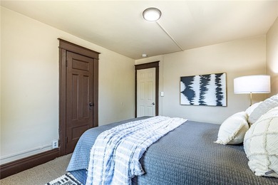 Another Rockin' Rochester offering! This spacious home boasts - photo 29