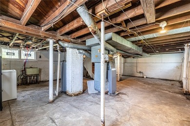 Another Rockin' Rochester offering! This spacious home boasts - photo 41