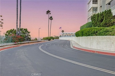 Welcome to sophisticated coastal living at its finest! This - photo 49