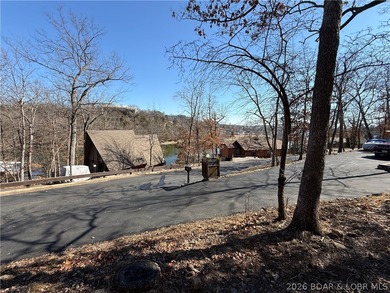 Welcome to your fully furnished lake retreat home featuring 4