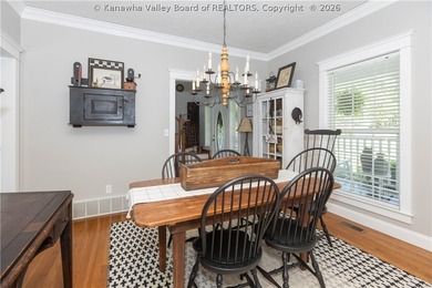 MODERN FARMHOUSE STYLE completely updated throughout, first - photo 9