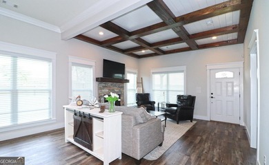 Welcome to Iron Horse, a beautifully designed property - photo 17