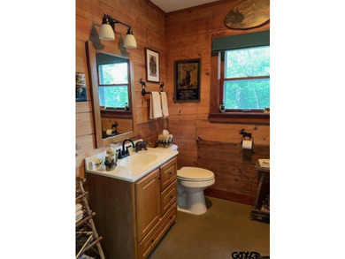 NESTLED AMONG TREES IS YOUR PRIVATE PARADISE FOR THIS NOSTALGIC - photo 22
