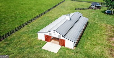 Welcome to Iron Horse, a beautifully designed property - photo 27