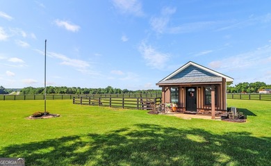 Welcome to Iron Horse, a beautifully designed property - photo 38