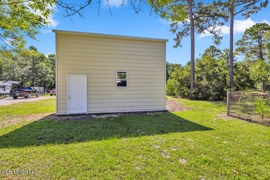 BACK ON THE MARKET!! Charming 3 Bed, 2 Bath Home on 2.45 Acres - photo 38