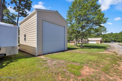 BACK ON THE MARKET!! Charming 3 Bed, 2 Bath Home on 2.45 Acres - photo 39