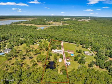 BACK ON THE MARKET!! Charming 3 Bed, 2 Bath Home on 2.45 Acres - photo 49