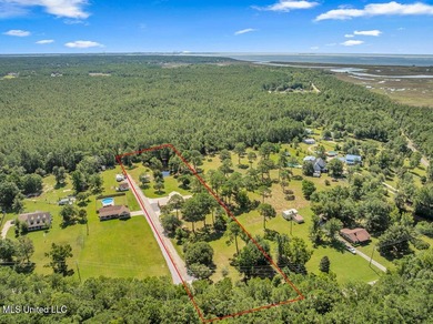 BACK ON THE MARKET!! Charming 3 Bed, 2 Bath Home on 2.45 Acres - photo 53