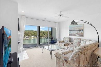 We invite you to take a look at this new listing here in Oak - photo 9
