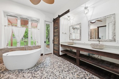 Experience resort-style living in this exceptional estate - photo 15