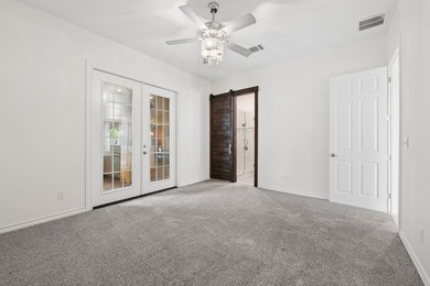 Experience resort-style living in this exceptional estate - photo 18