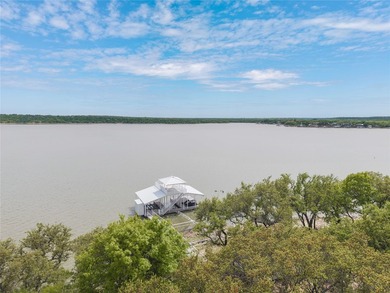 Deep-watered, fully-furnished lakefront home - including boat - photo 3