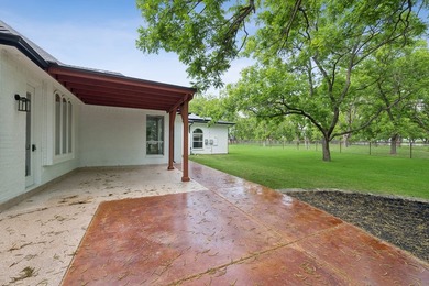 Experience resort-style living in this exceptional estate - photo 25