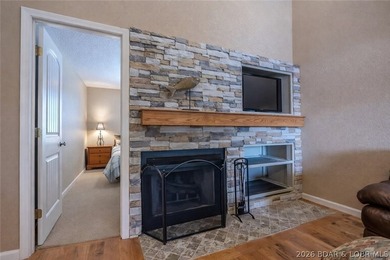 Immaculate and beautifully updated 2-bedroom, 2-bath furnished - photo 6