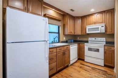 Immaculate and beautifully updated 2-bedroom, 2-bath furnished - photo 8