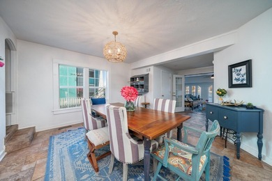 Location, location, location!!! This 3bd/3ba historic main - photo 12