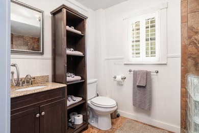 Location, location, location!!! This 3bd/3ba historic main - photo 18