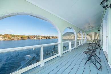 Location, location, location!!! This 3bd/3ba historic main - photo 29