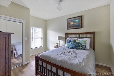 Welcome to Monarch Cove, where this fully furnished, top-floor - photo 10