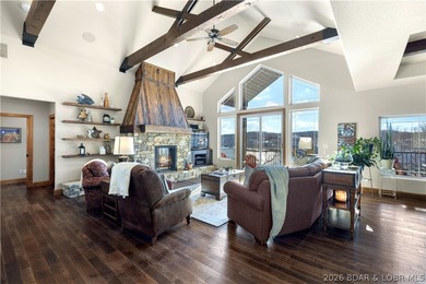 Offered by its original owners, this lovingly maintained 5-bed - photo 4